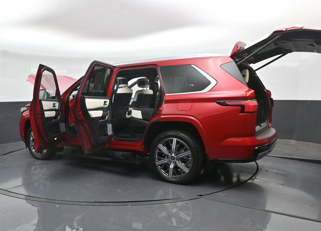 Used 2023 Toyota Sequoia Capstone image 62