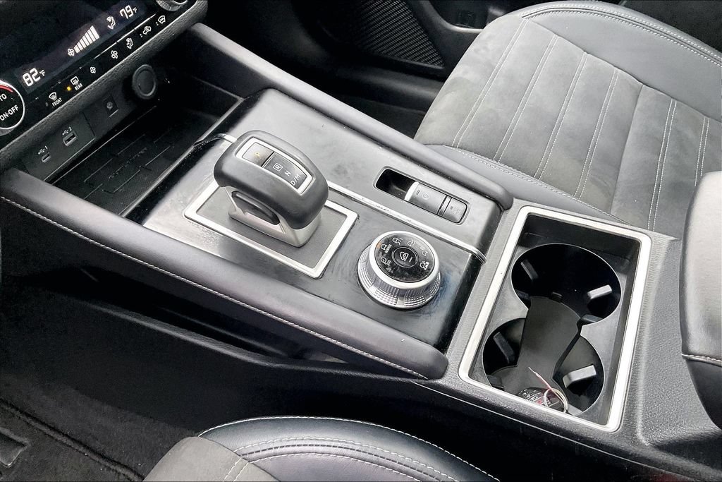 Used 2024 Mitsubishi Outlander SE AWD/4WD image 16
