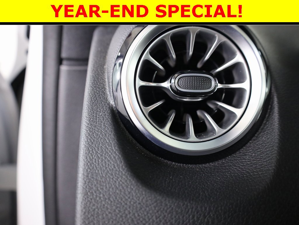 Certified 2025 Mercedes-Benz GLB 250 4MATIC image 12