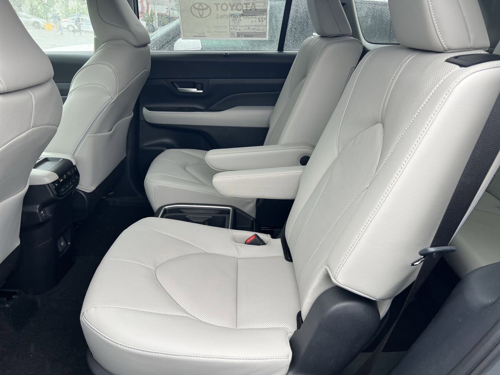 New 2026 Toyota Grand Highlander AWD image 19