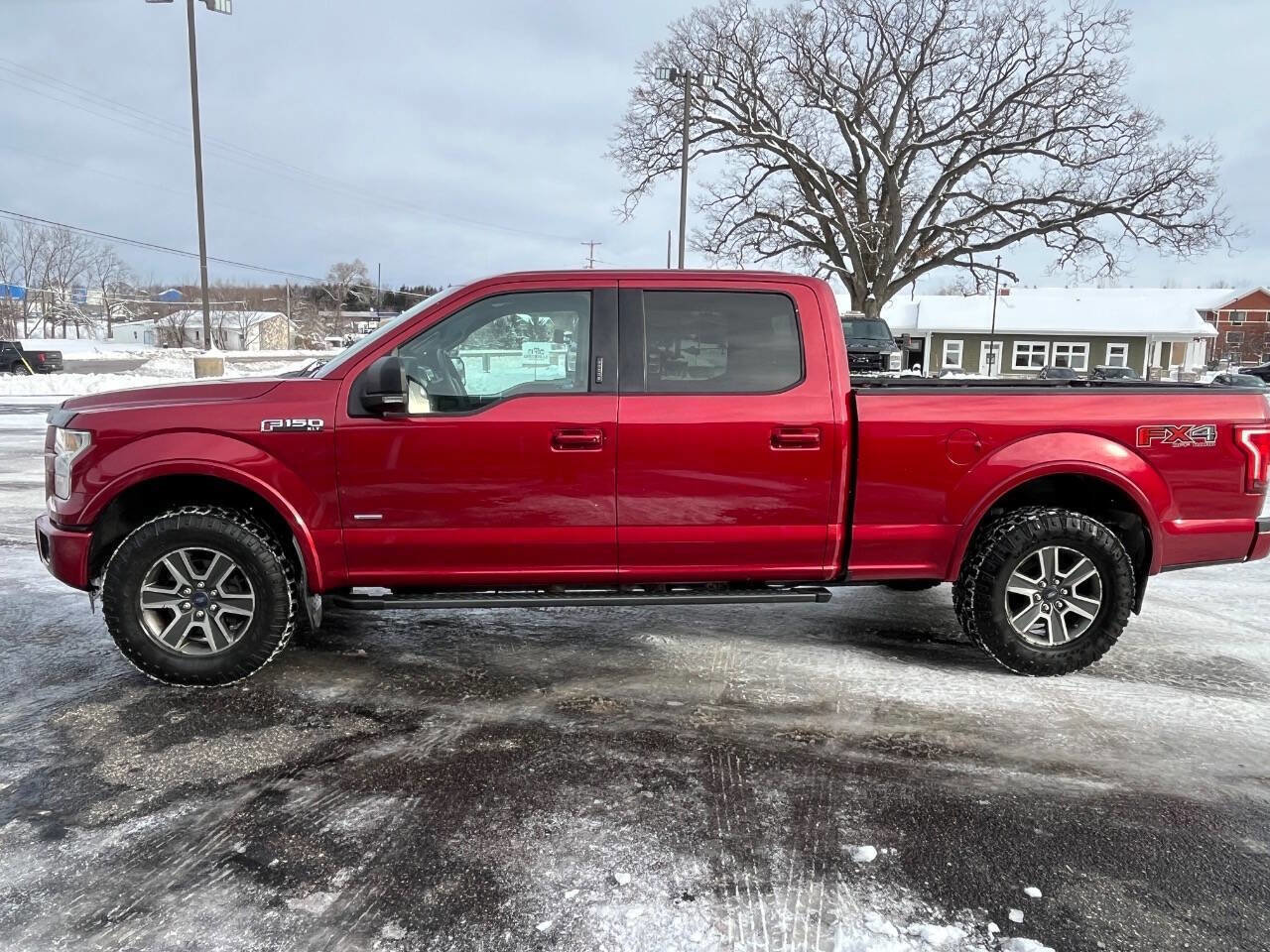 Used 2015 Ford F150 XLT w/ Equipment Group 302A Luxury image 1