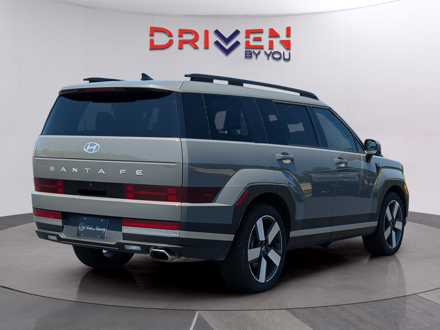 Used 2025 Hyundai Santa Fe Limited FWD image 5