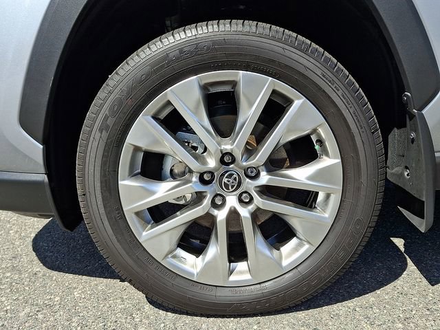 Used 2025 Toyota RAV4 XLE Premium w/ Weather Package image 8