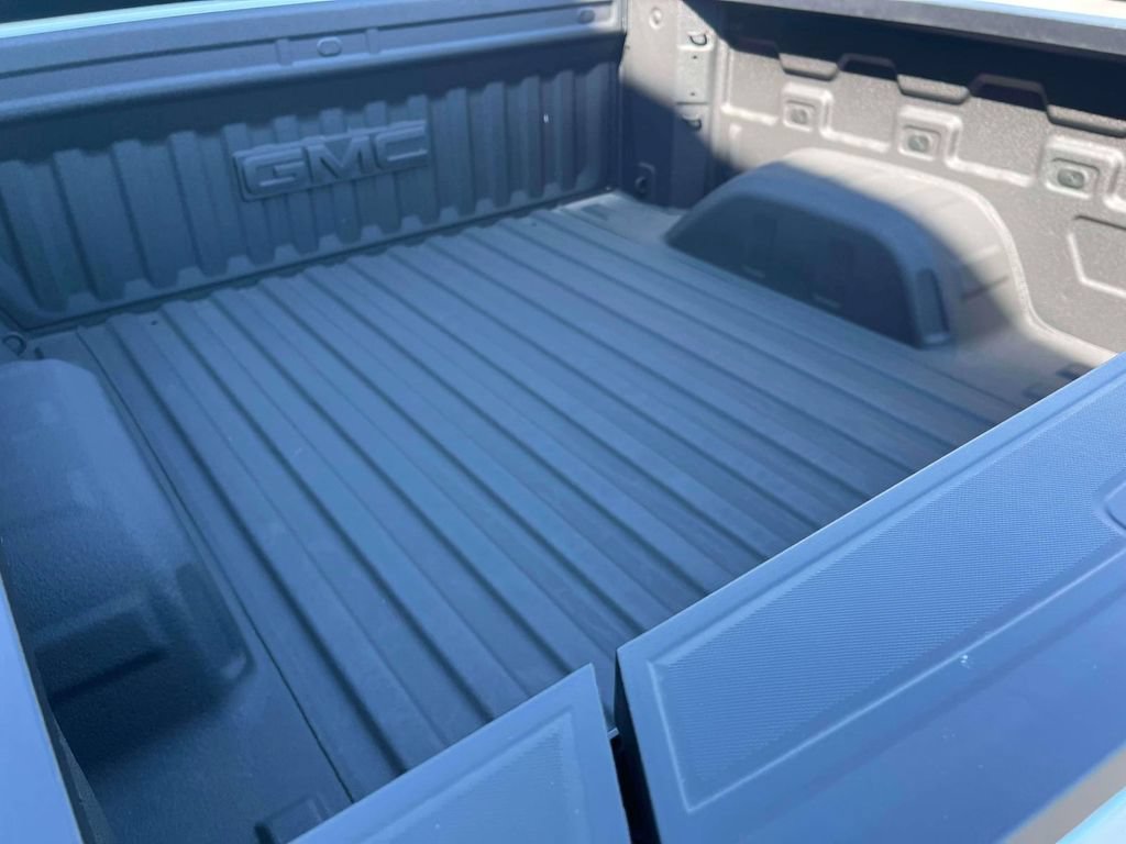 New 2026 GMC Sierra 1500 AT4X AWD/4WD image 11