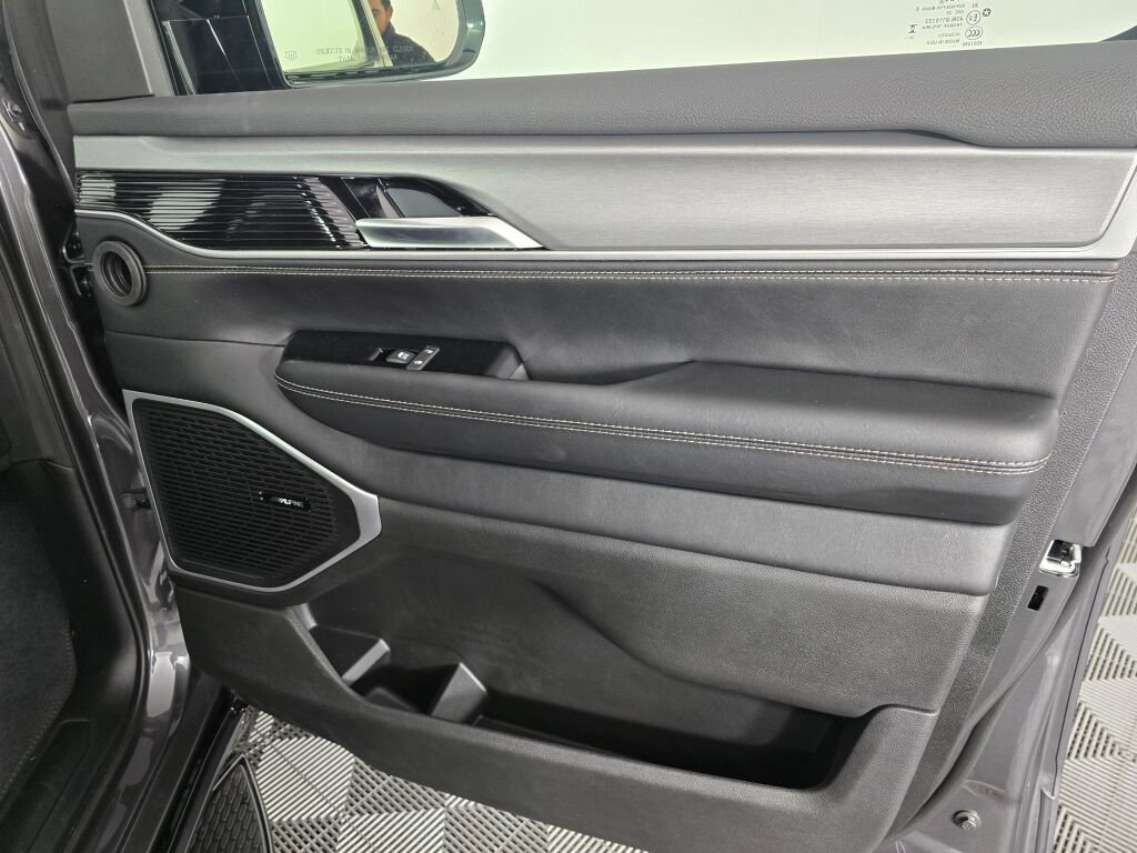 New 2026 Jeep Grand Wagoneer 4WD image 42