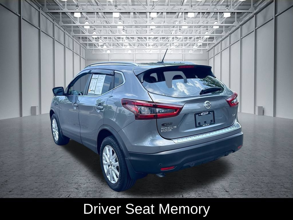 Certified 2022 Nissan Rogue Sport SV w/ Technology Package FWD image 5
