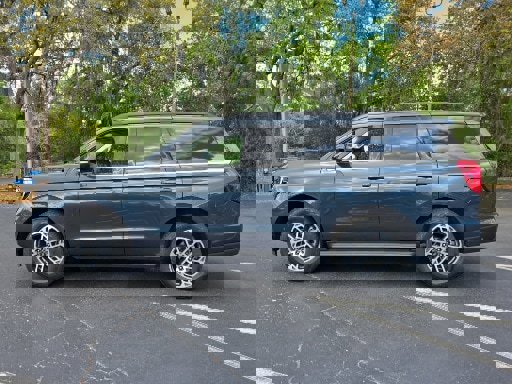 Certified 2025 Ford Expedition Active AWD/4WD image 8