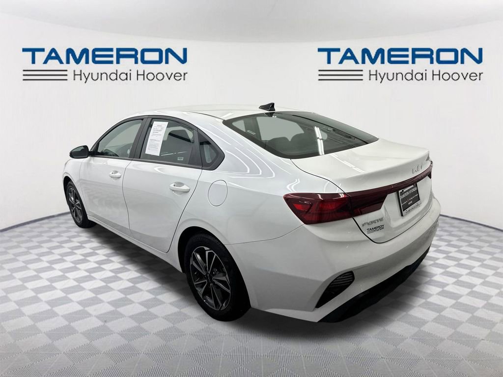 Used 2024 Kia Forte LXS image 3