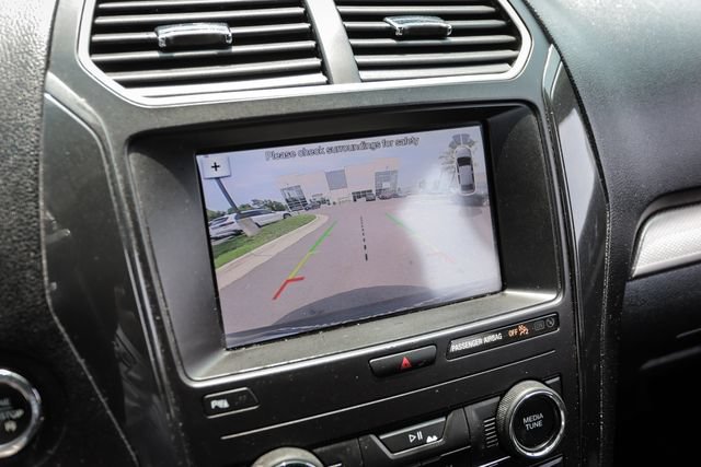 Used 2019 Ford Explorer XLT w/ Equipment Group 201A FWD image 41