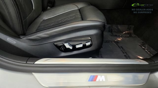Used 2022 BMW 750i xDrive w/ M Sport Package AWD/4WD image 33