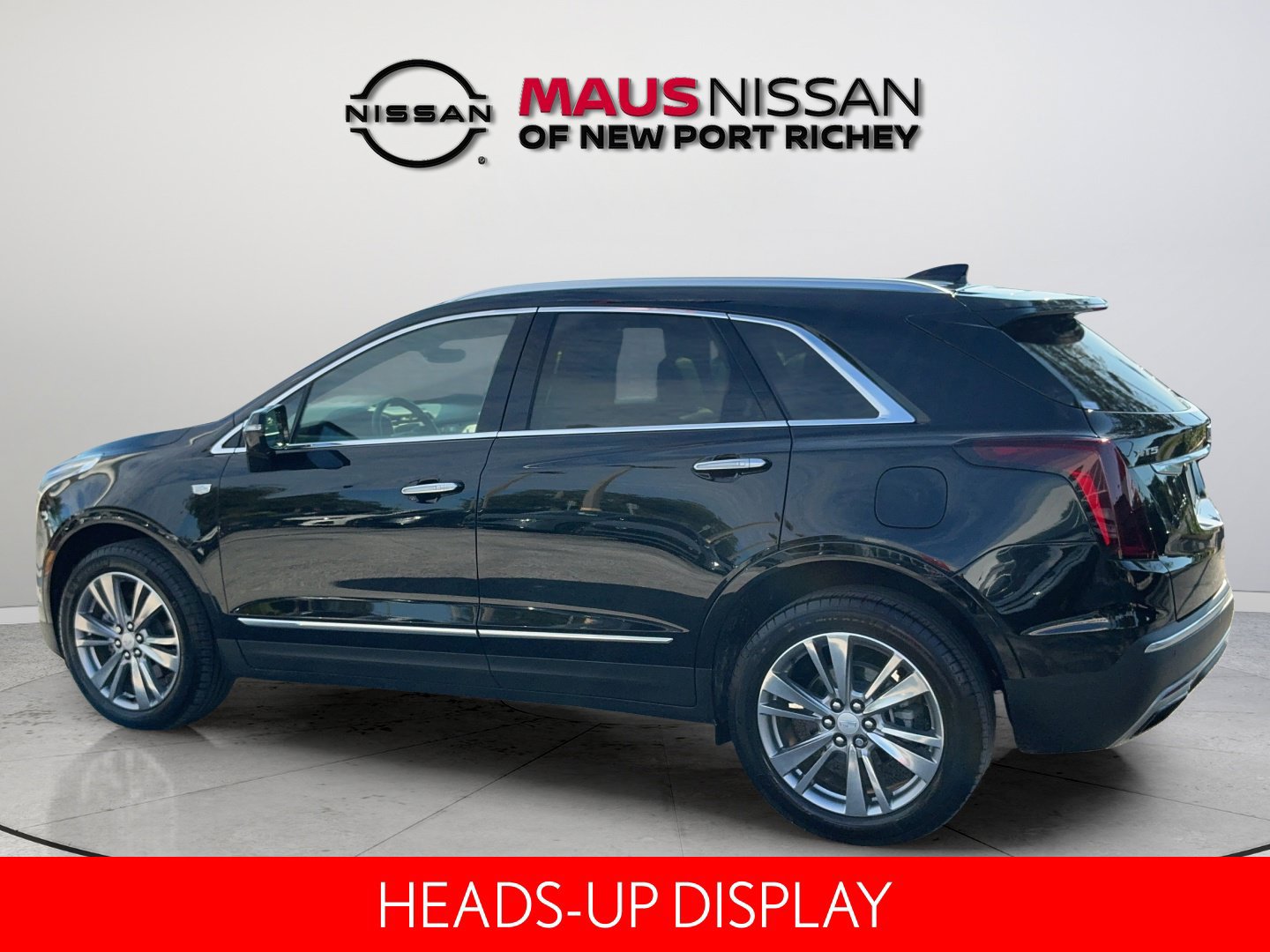 Used 2024 Cadillac XT5 Premium Luxury w/ Platinum Package FWD image 7