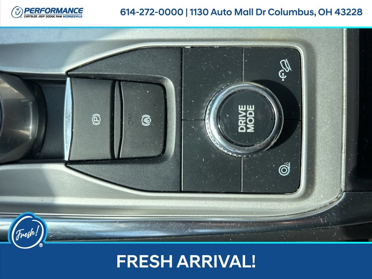 Used 2022 Ford Explorer XLT w/ Equipment Group 202A AWD/4WD image 23