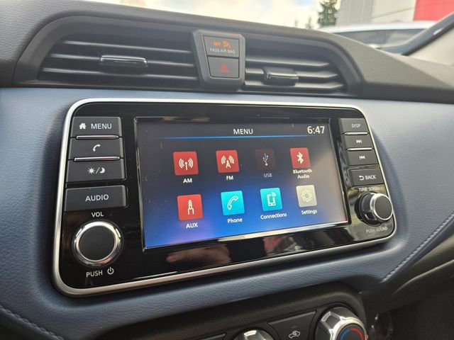 New 2025 Nissan Versa SV w/ Trunk Package image 18