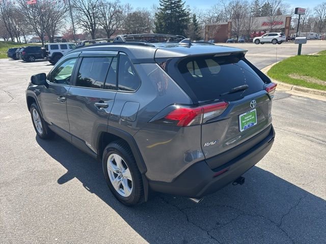 Used 2021 Toyota RAV4 XLE w/ Convenience Package image 5