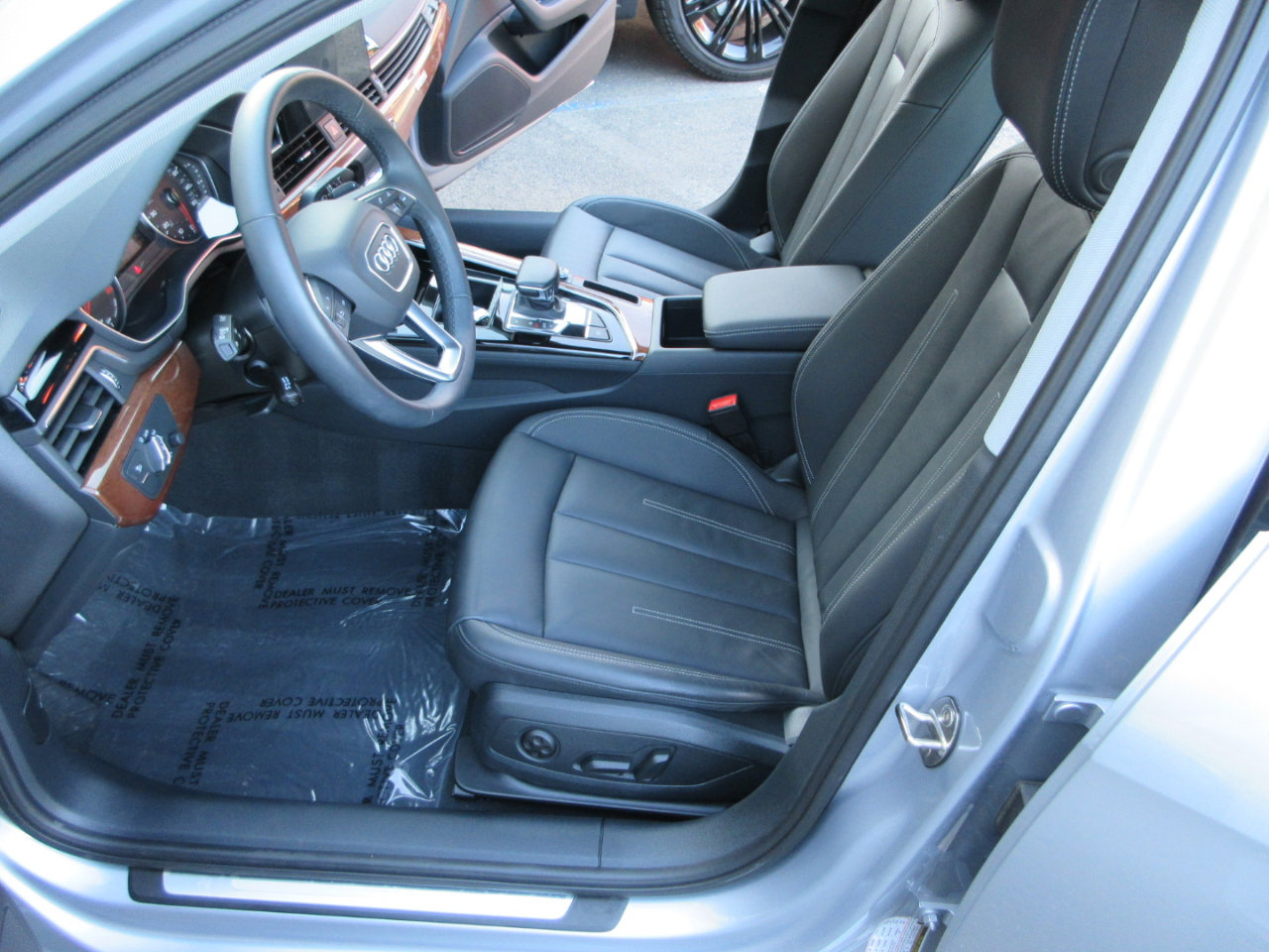 Used 2024 Audi A4 2.0T Premium image 7