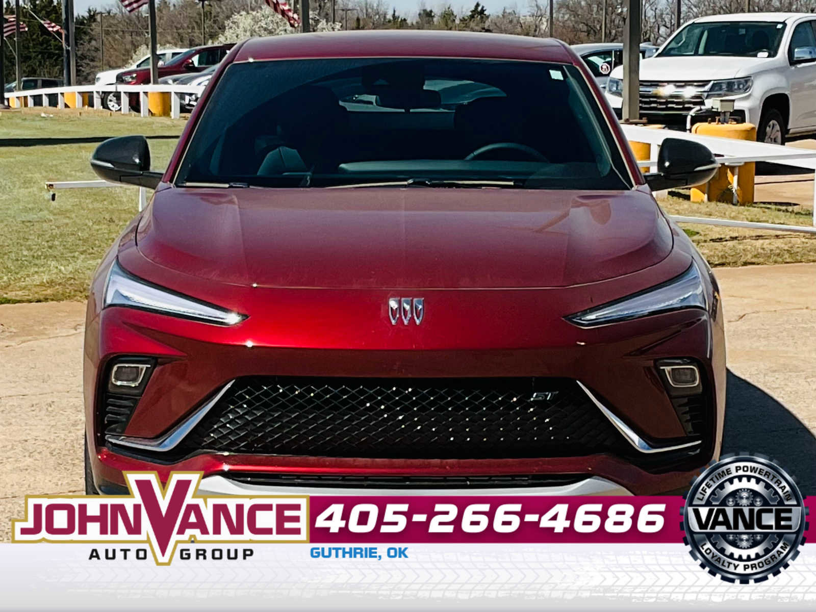 Used 2025 Buick Envista Sport Touring image 2