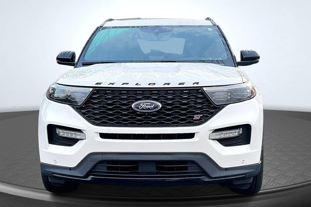 Used 2021 Ford Explorer ST w/ Equipment Group 401A AWD/4WD image 2