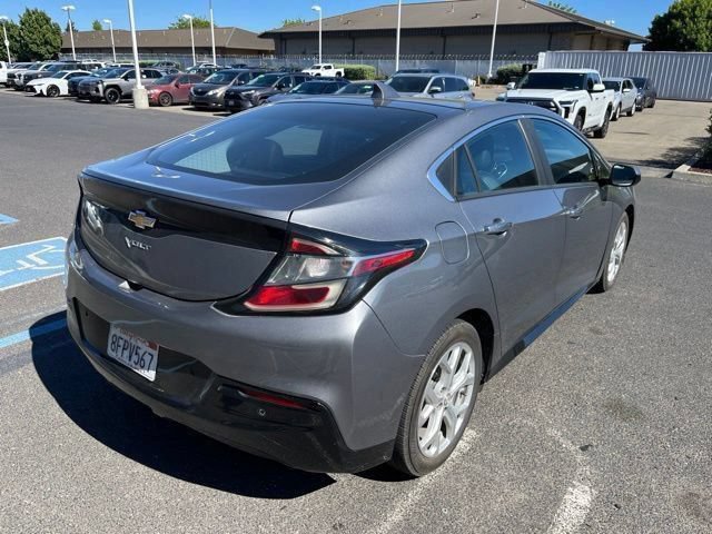Used 2018 Chevrolet Volt Premier w/ Driver Confidence Package FWD image 5