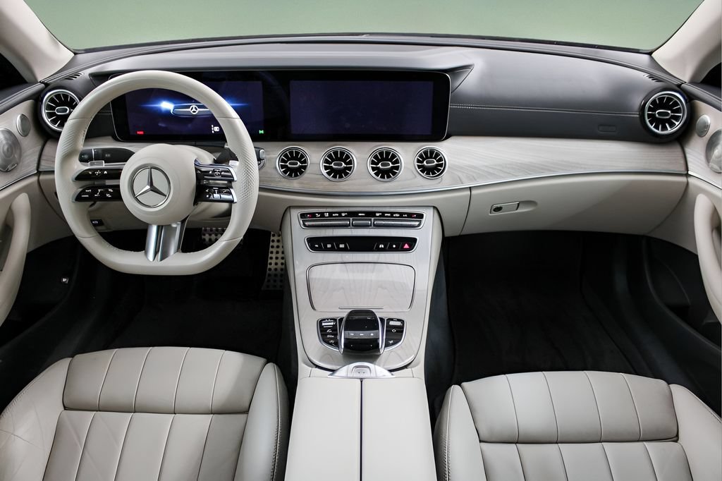 Used 2022 Mercedes-Benz E 450 Cabriolet image 19