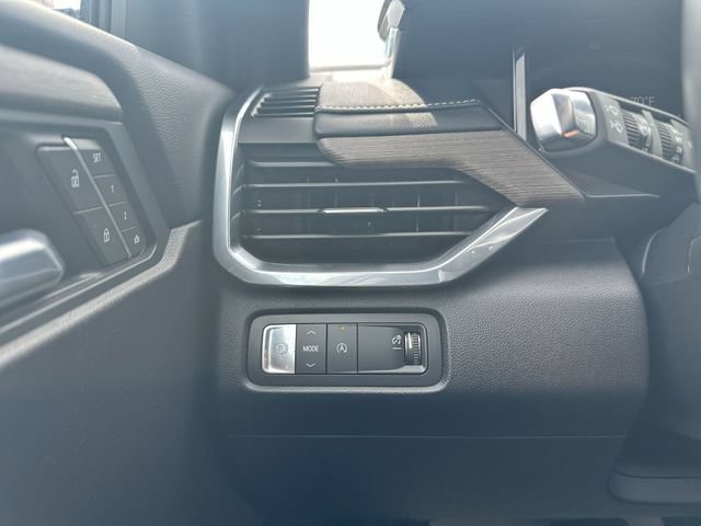 Used 2025 GMC Acadia Denali w/ LPO, Floor Liner Package FWD image 21