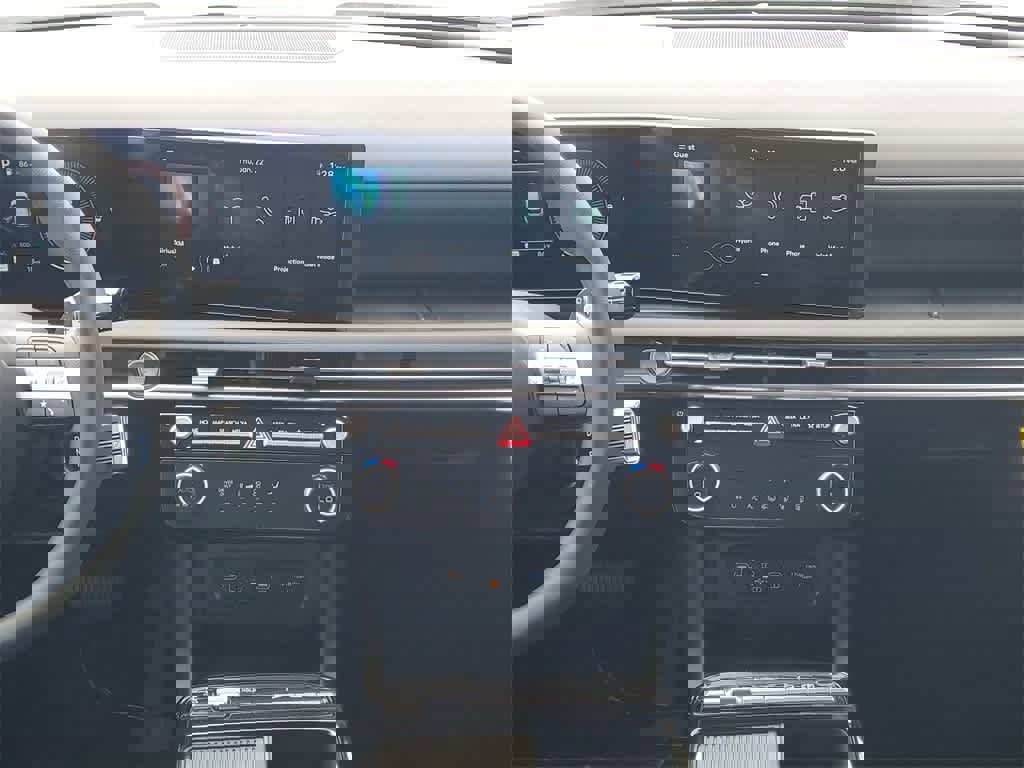 New 2026 Hyundai Tucson Blue SE image 17