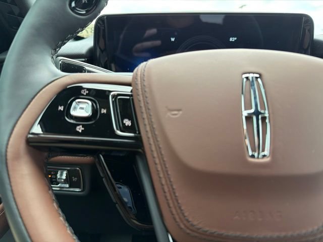 New 2026 Lincoln Aviator Reserve AWD/4WD image 21