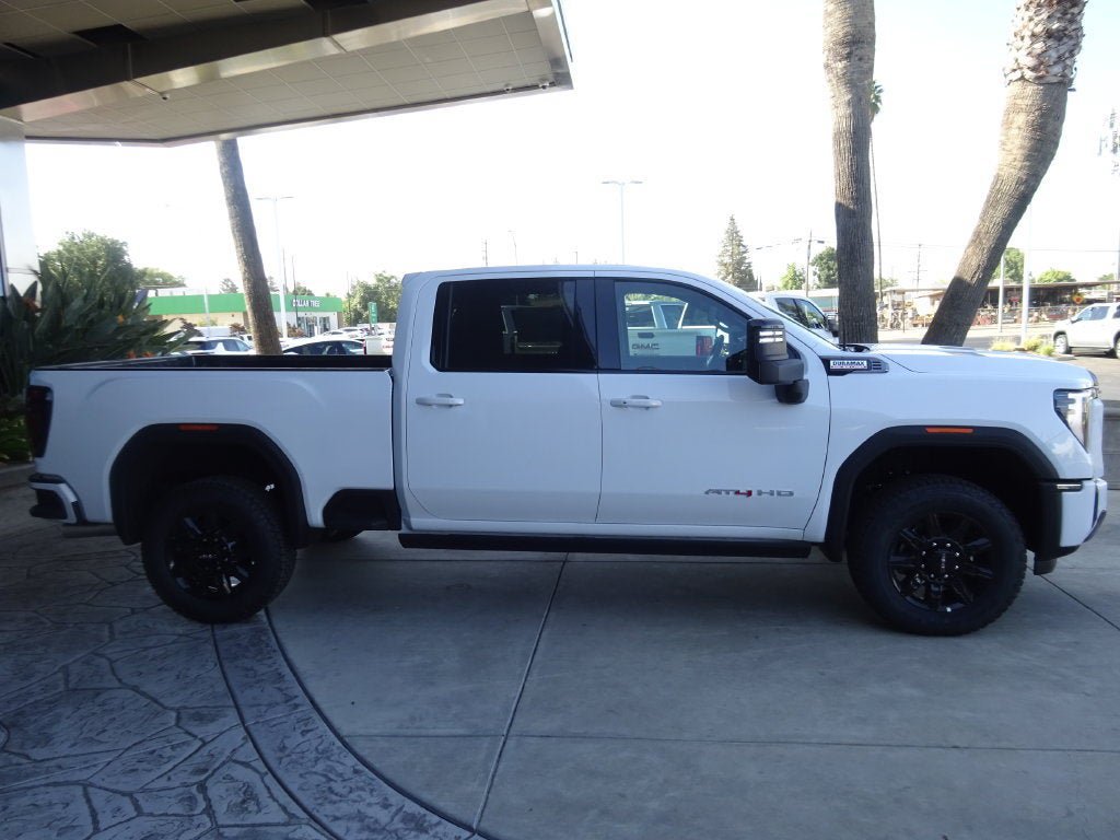 New 2026 GMC Sierra 2500 AT4 w/ AT4 Premium Plus Package AWD/4WD image 10