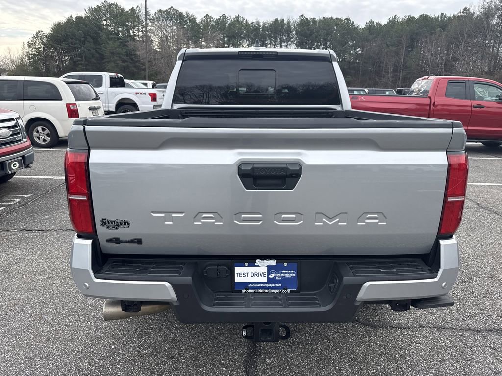Used 2024 Toyota Tacoma TRD Sport w/ TRD Sport Upgrade Package image 6