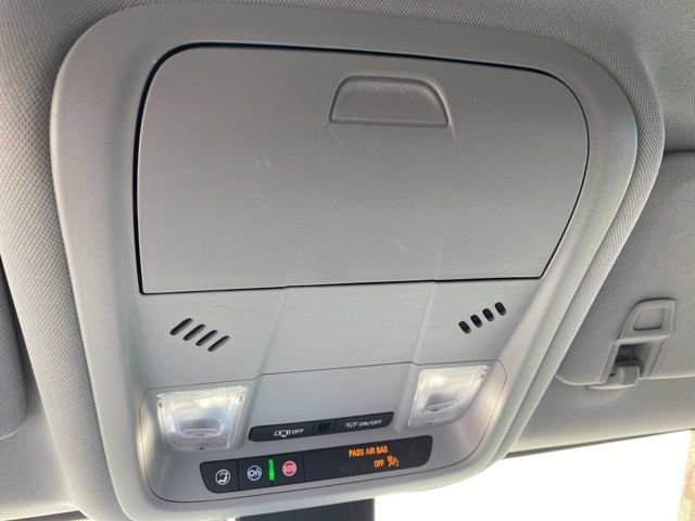 Used 2024 Chevrolet Equinox LT FWD image 29