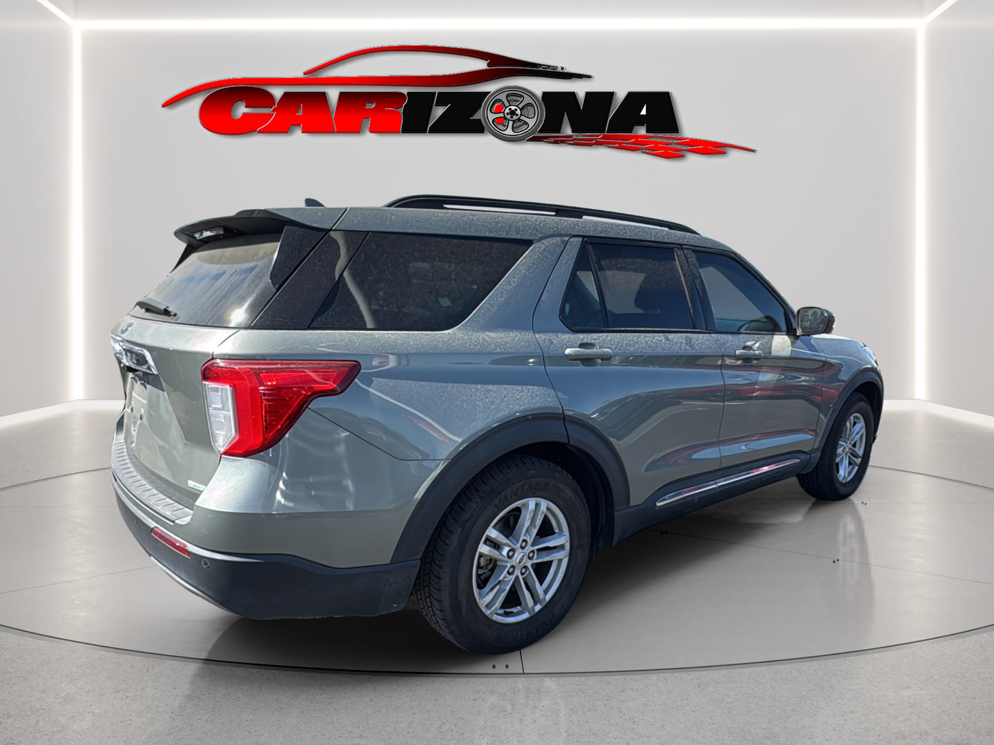 Used 2020 Ford Explorer XLT w/ Equipment Group 202A RWD image 5
