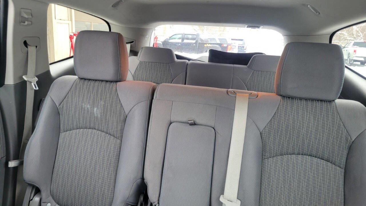 Used 2017 Chevrolet Traverse LS image 8
