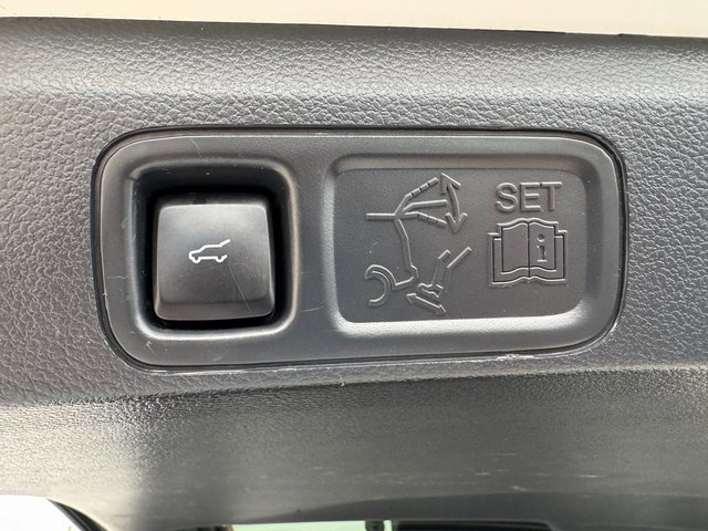 Used 2022 Lincoln Navigator Reserve w/ Monochromatic Package image 22