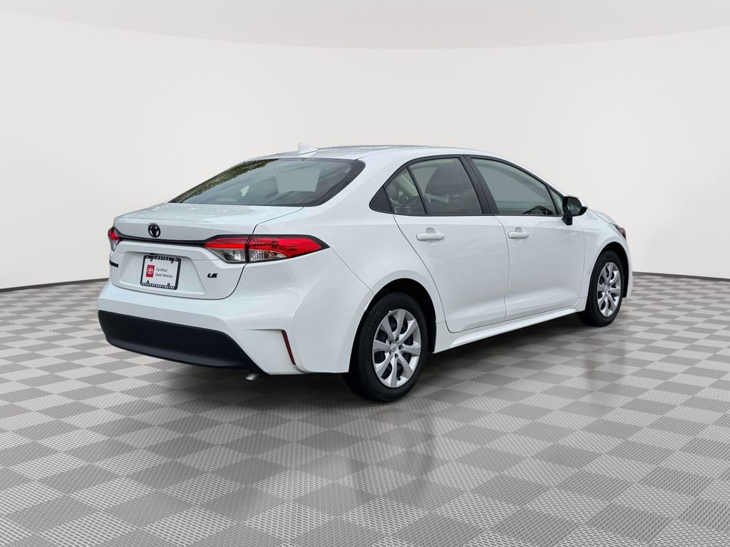 Used 2023 Toyota Corolla LE FWD image 7