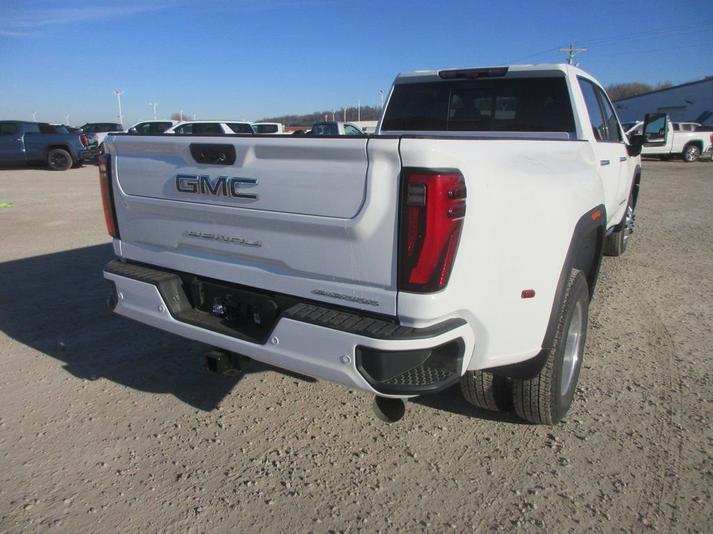 New 2026 GMC Sierra 3500 Denali Ultimate image 5