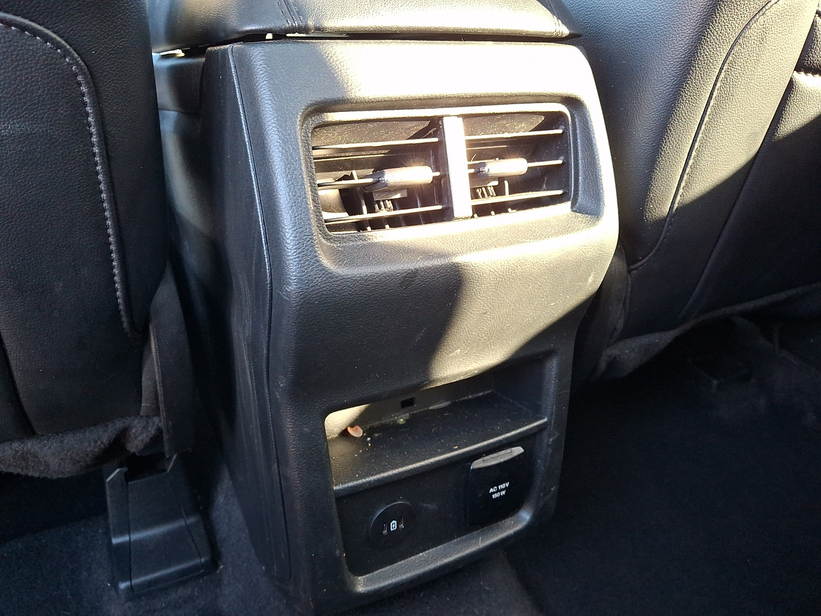 Certified 2024 Ford Edge SEL w/ Convenience Package AWD/4WD image 11