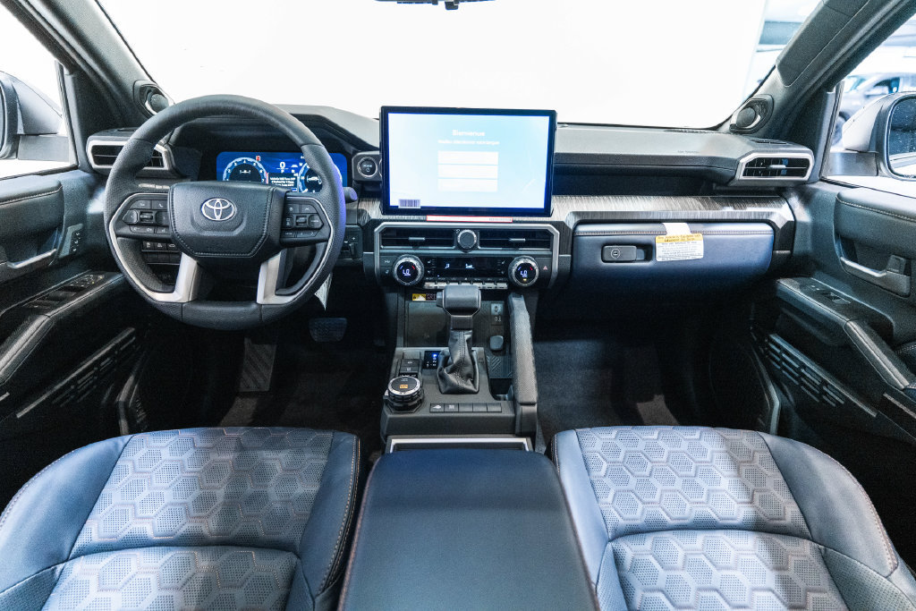 New 2026 Toyota 4Runner Platinum AWD/4WD image 13
