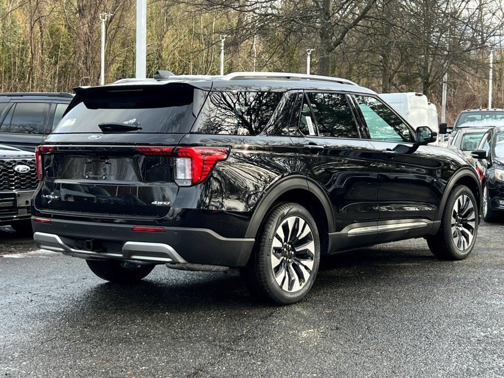 New 2026 Ford Explorer Platinum w/ LUX Leather Package AWD/4WD image 4