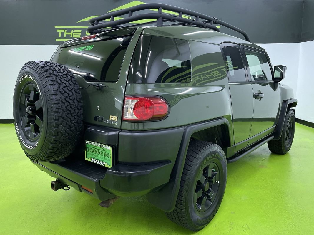 Used 2011 Toyota FJ Cruiser 4WD w/ Trail Teams Special Edition image 10