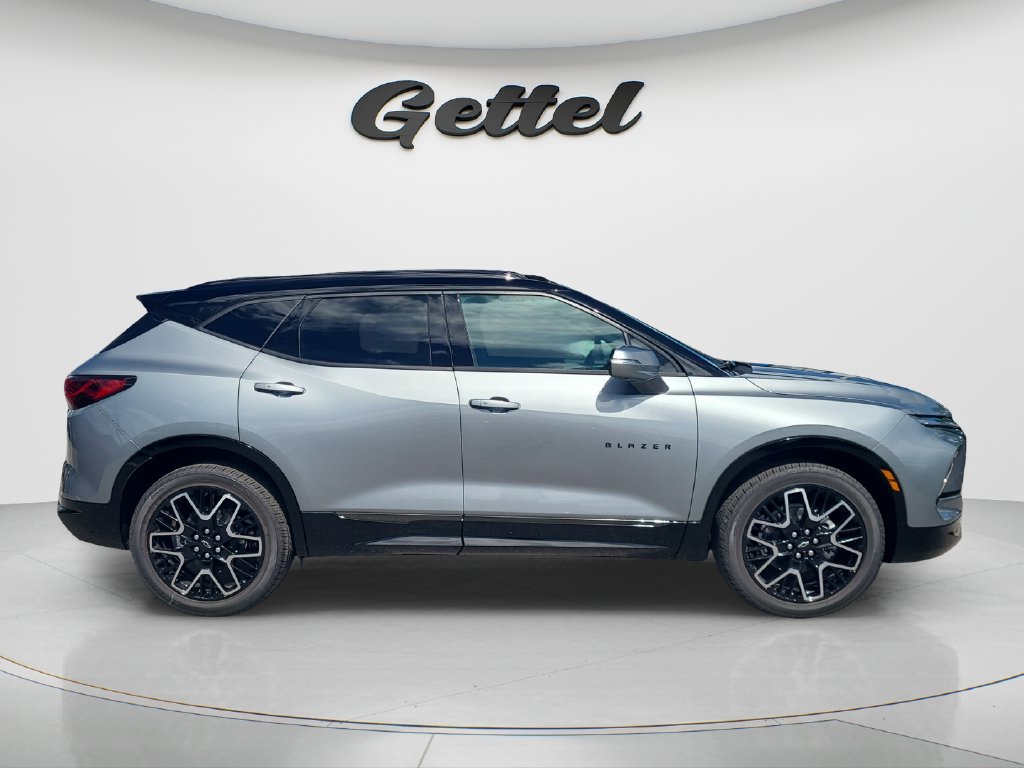 New 2026 Chevrolet Blazer RS w/ Driver Confidence II Package FWD image 8