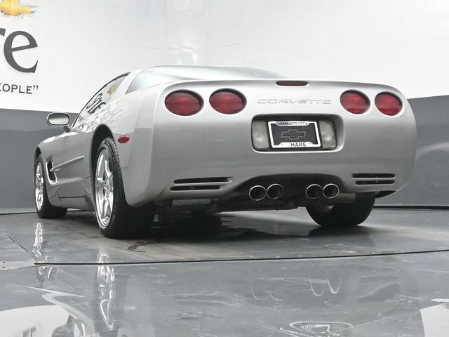 Used 2004 Chevrolet Corvette Coupe RWD image 46