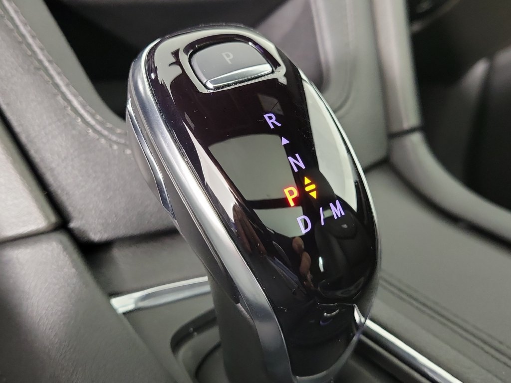 Used 2024 Cadillac XT6 Luxury FWD image 28