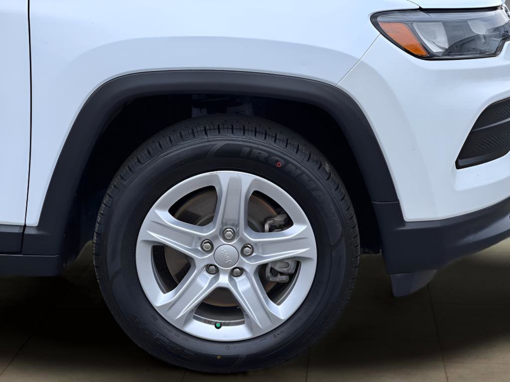 Used 2023 Jeep Compass Sport AWD/4WD image 36
