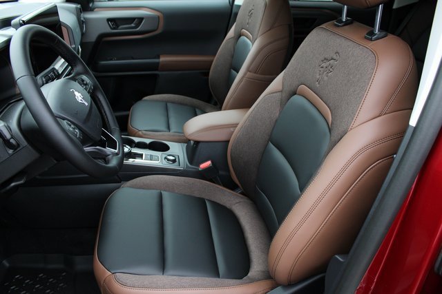 New 2025 Ford Bronco Sport Outer Banks w/ Outer Banks Tech Package+ image 7