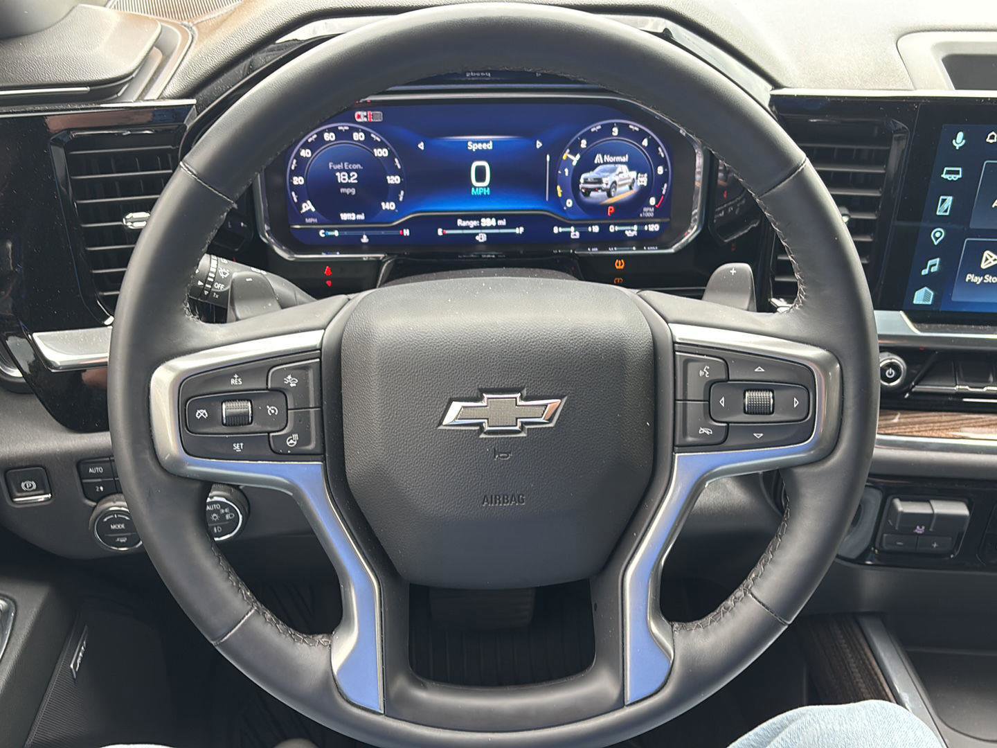 Used 2024 Chevrolet Silverado 1500 LT Trail Boss w/ Convenience Package II AWD/4WD image 10
