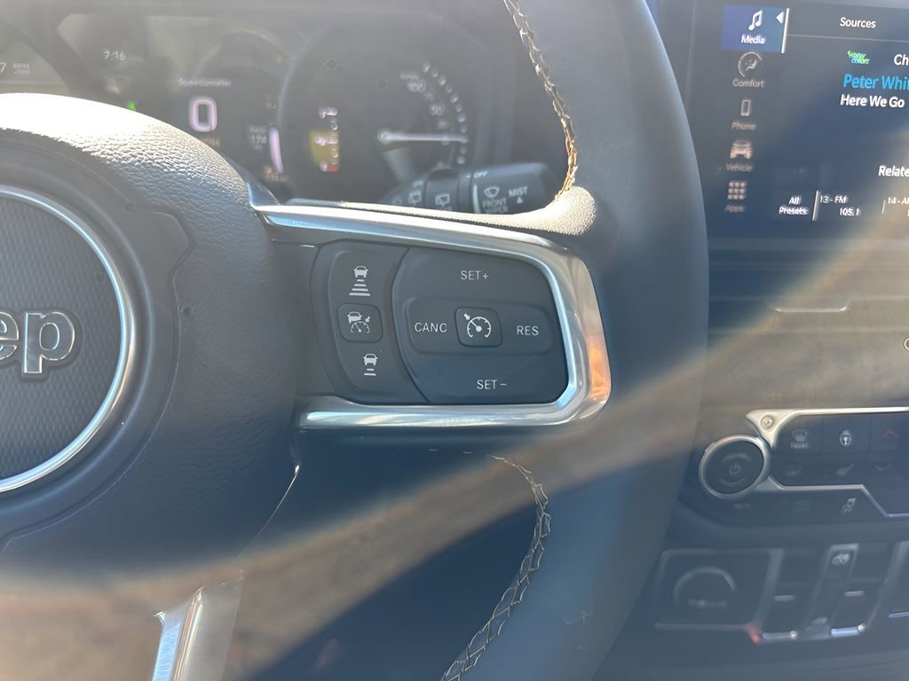 Used 2024 Jeep Wrangler Unlimited Sahara image 14