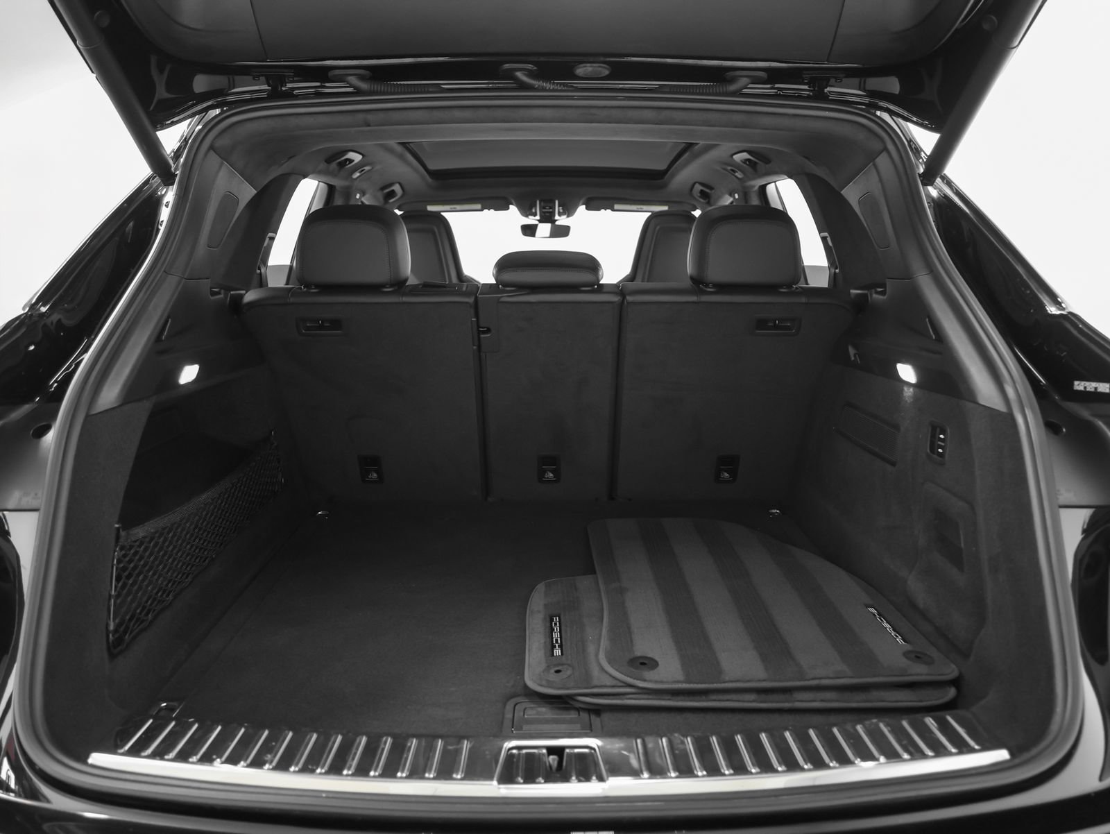 Certified 2021 Porsche Cayenne Turbo image 19