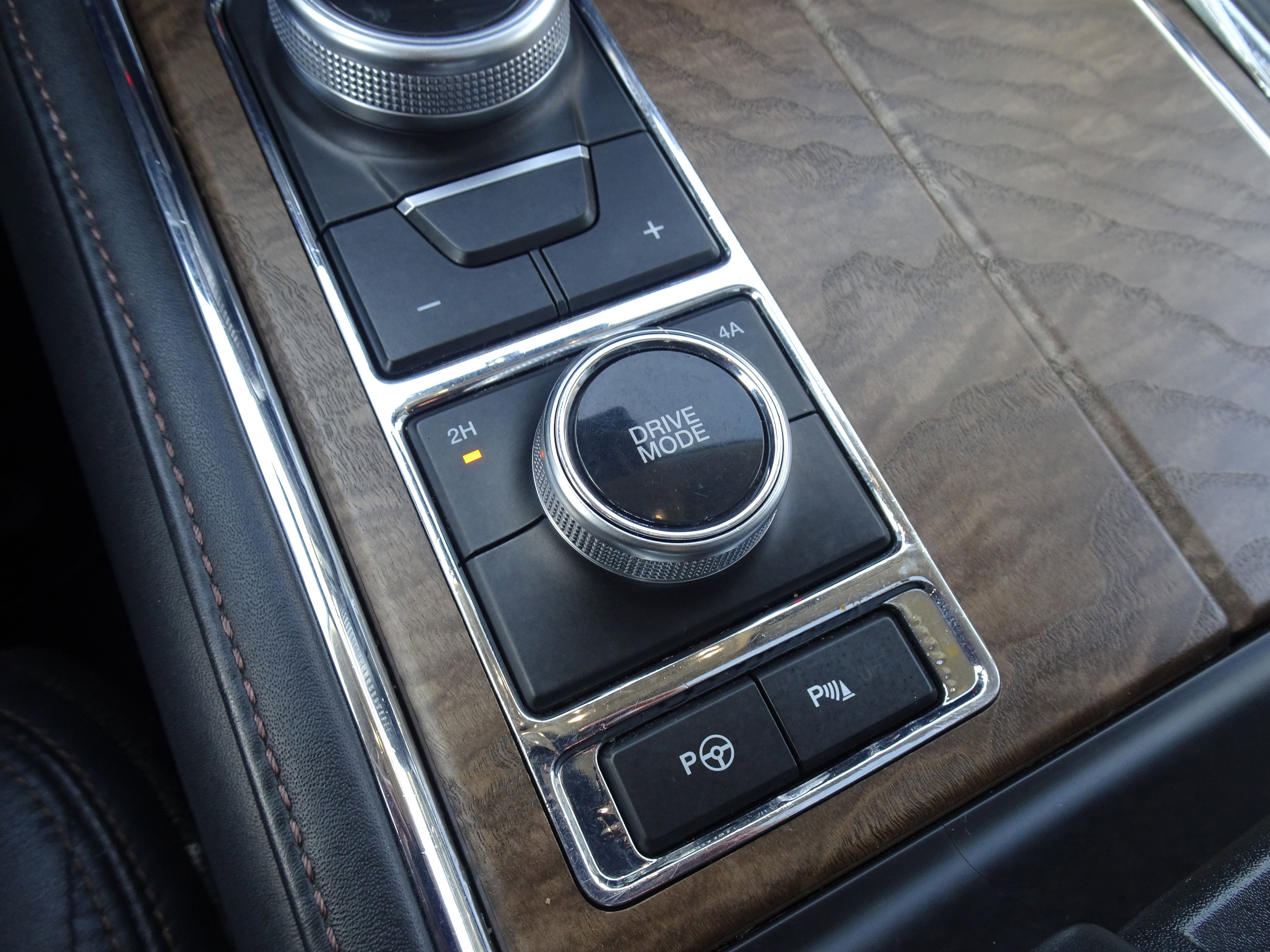 Used 2021 Ford Expedition Max Platinum image 29