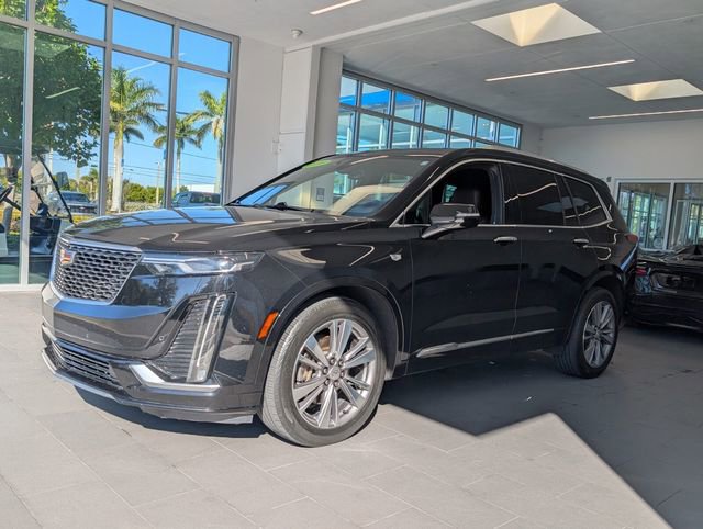 Used 2020 Cadillac XT6 Premium Luxury image 3