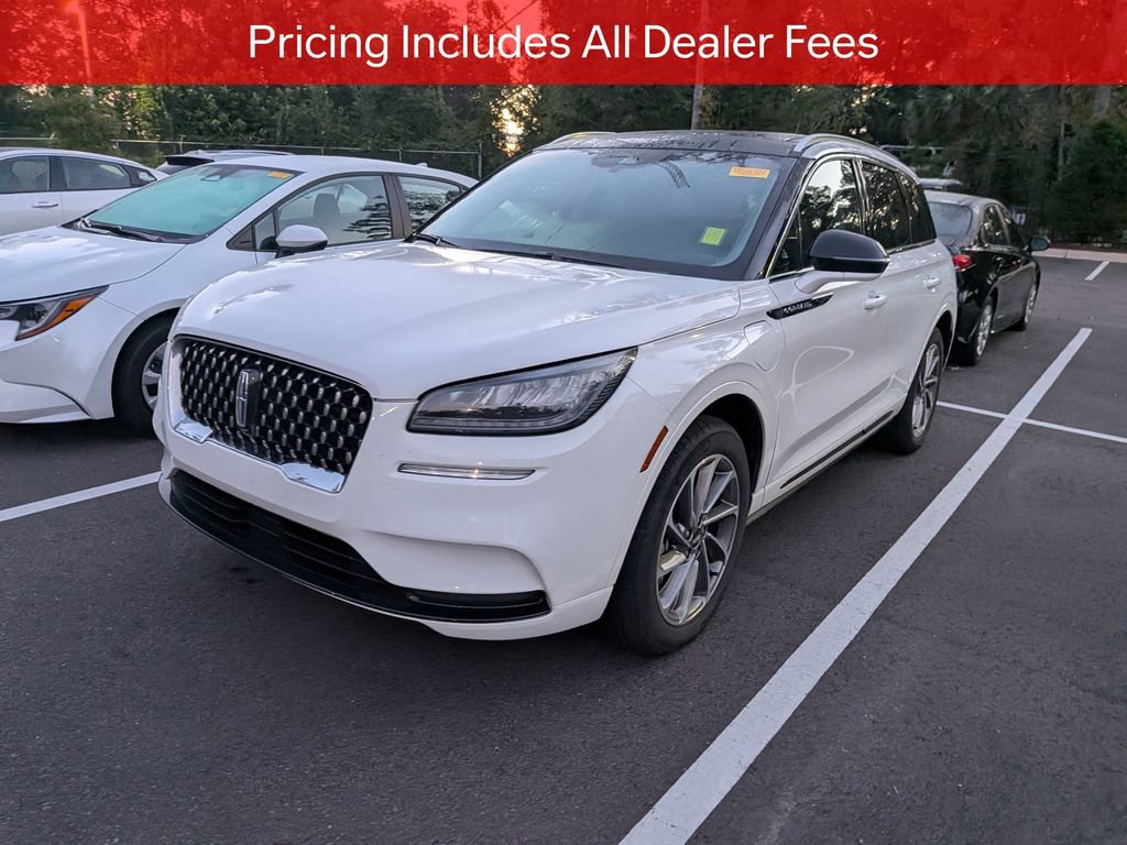 Used 2022 Lincoln Corsair Grand Touring AWD/4WD image 3