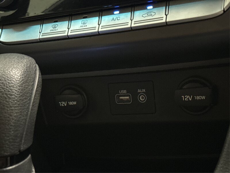 Used 2018 Hyundai Sonata SE FWD image 22